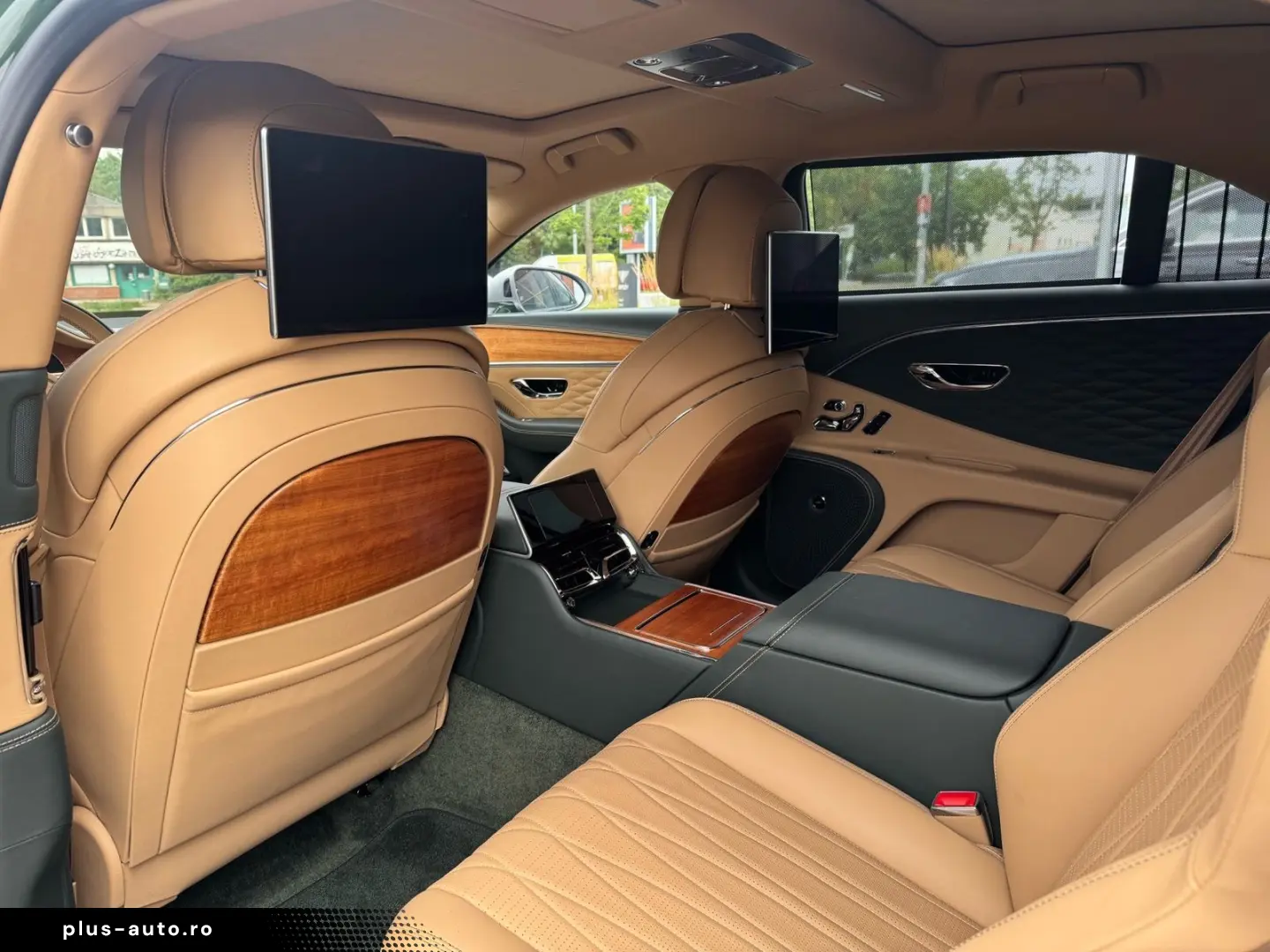 BENTLEY Flying Spur Mulliner W12  NAIM RSE Standhzg