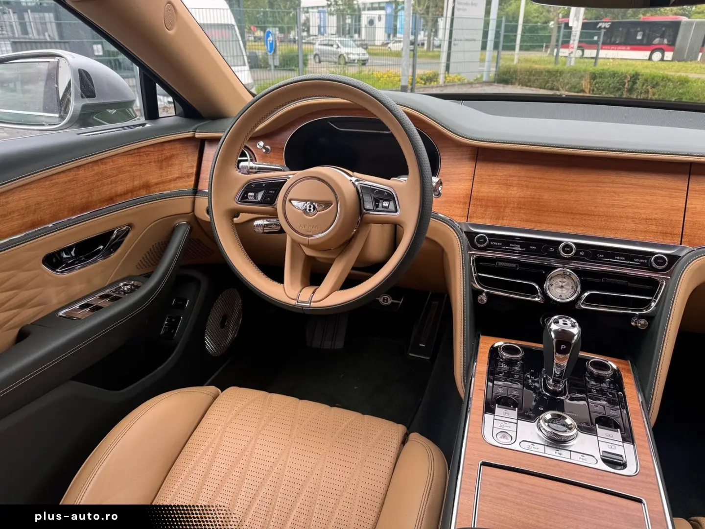 BENTLEY Flying Spur Mulliner W12  NAIM RSE Standhzg