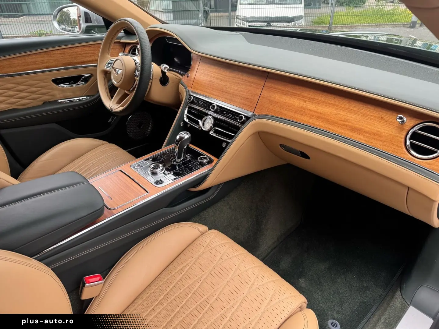 BENTLEY Flying Spur Mulliner W12  NAIM RSE Standhzg