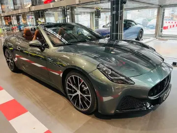 Maserati GranCabrio MY2026 SONUS FABER • 360 MATRIX LED