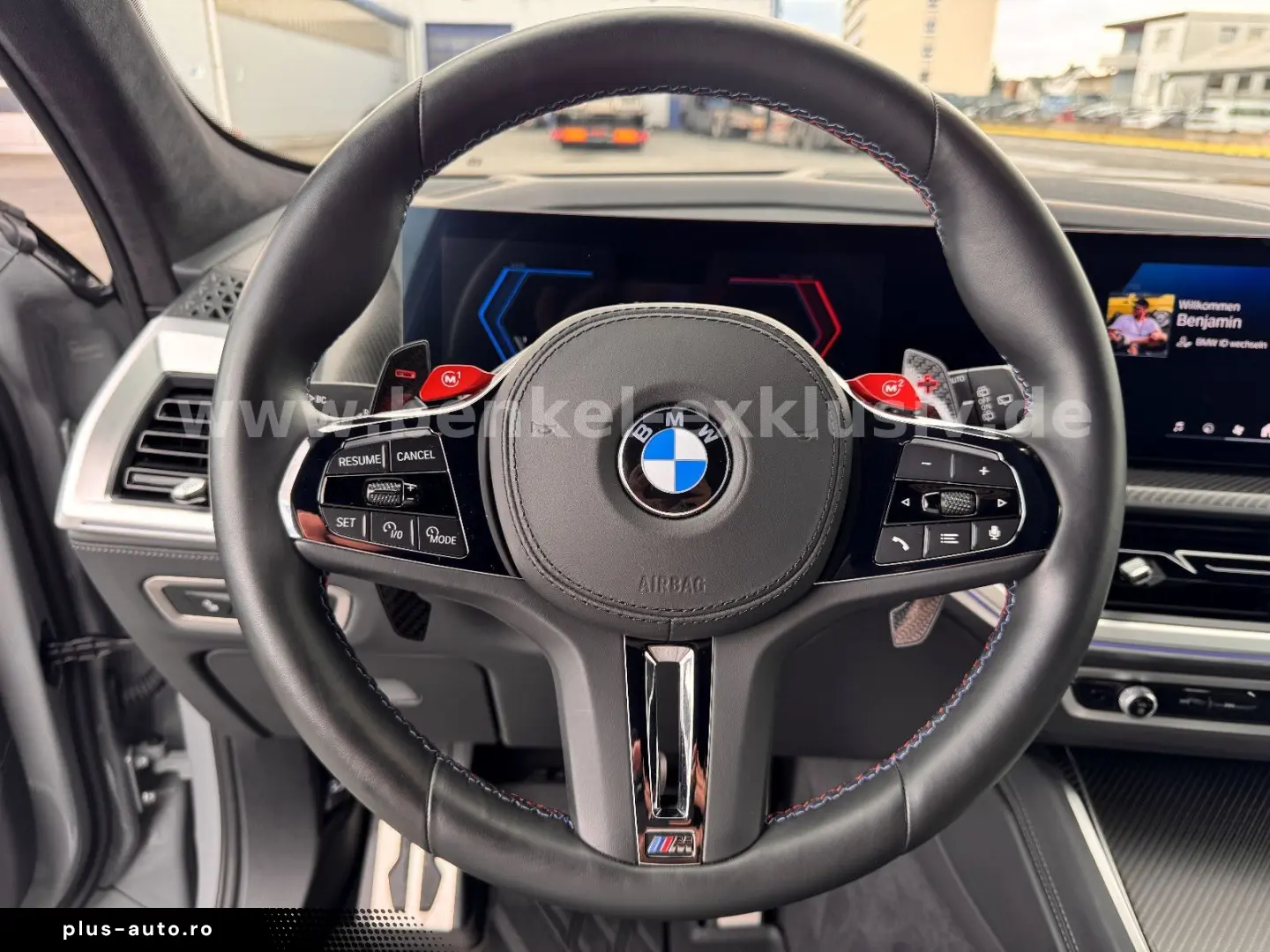 BMW XM Label_Nardo-Grau_Vossen