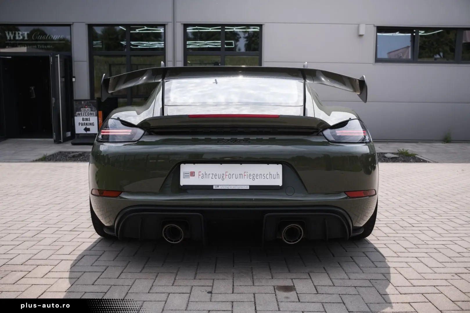 PORSCHE 718 GT4 RS_Weissach_Lift_LED