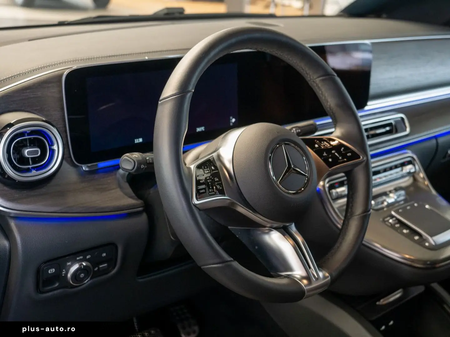MERCEDES-BENZ V 300d 4Matic EXCLUSIVE Long_ACC_AIRMATIC