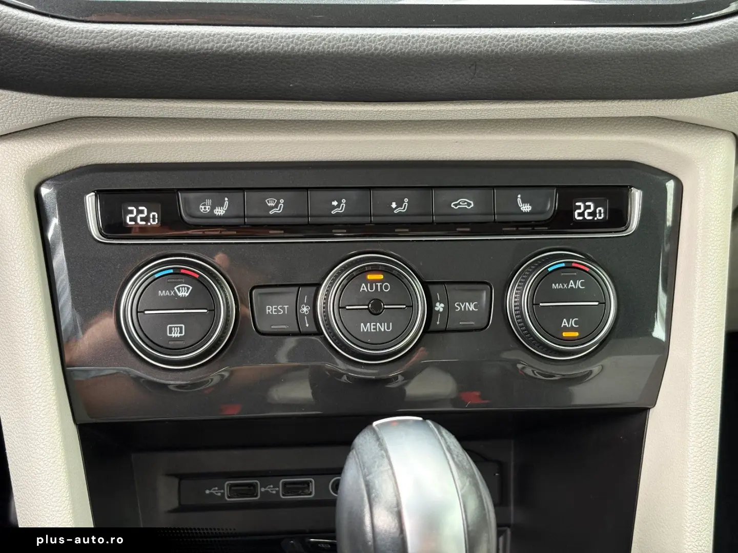VW Tiguan 2.0 TDI DSG Highline VIRTUAL LED NAVI PDC
