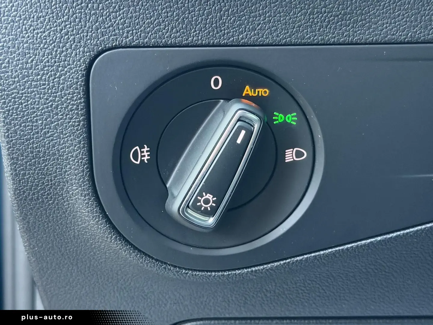 VW Tiguan 2.0 TDI Move  DSG NAVI KAMERA TRAVEL