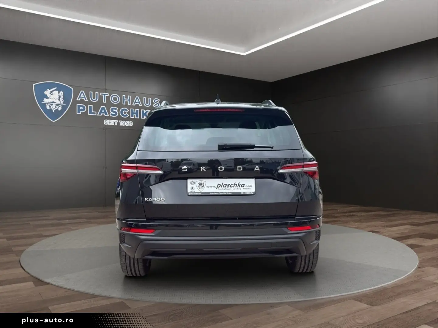 SKODA Karoq 2.0 TDI DSG Style MATRIX ACC PANO STANDHZ