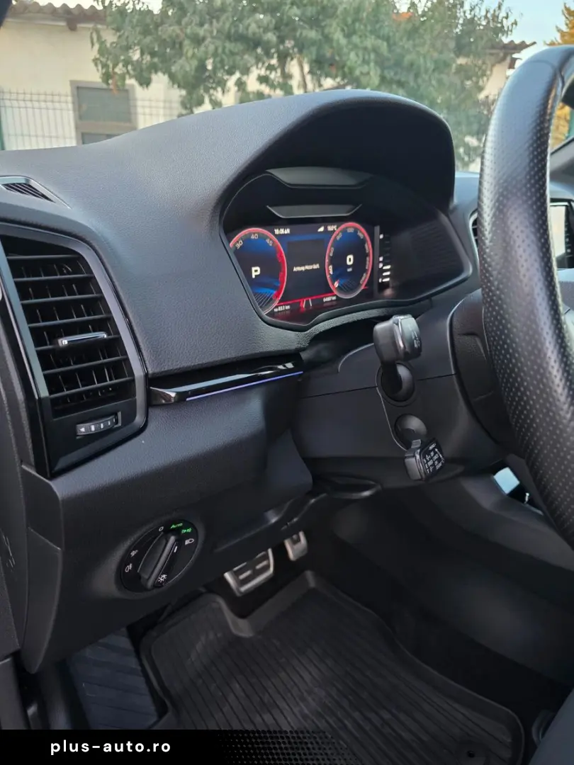 SKODA Karoq 2.0l TDI 85kW DSG SportLine LED Navi PDC