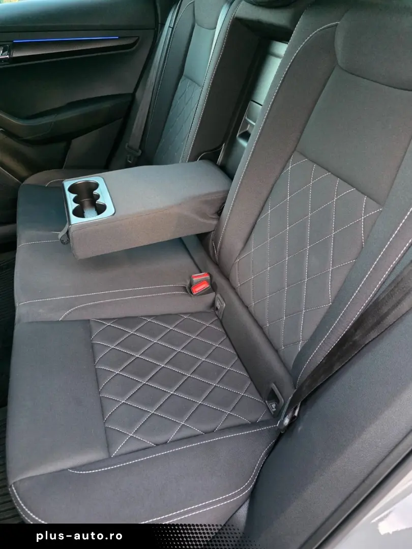 SKODA Karoq 2.0l TDI 85kW DSG SportLine LED Navi PDC