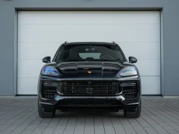PORSCHE Cayenne Turbo E-Hybrid