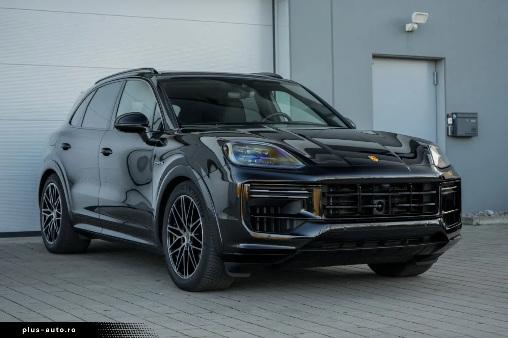 PORSCHE Cayenne Turbo E-Hybrid