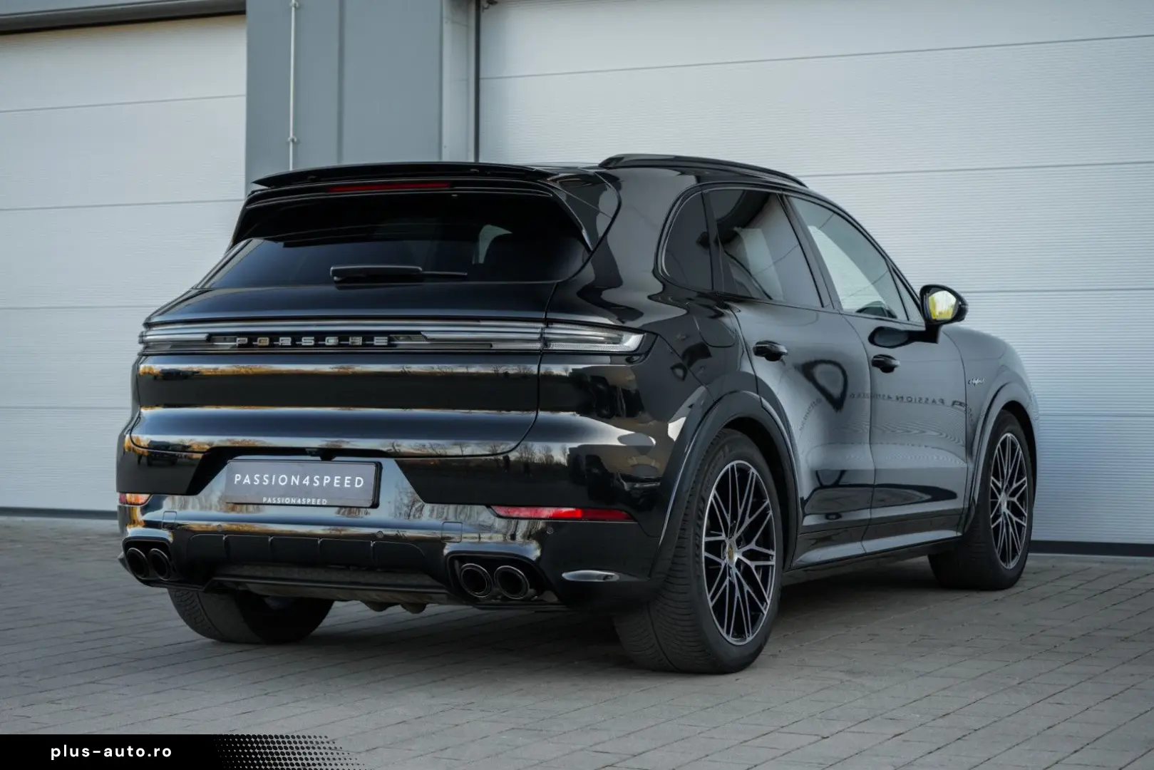 PORSCHE Cayenne Turbo E-Hybrid