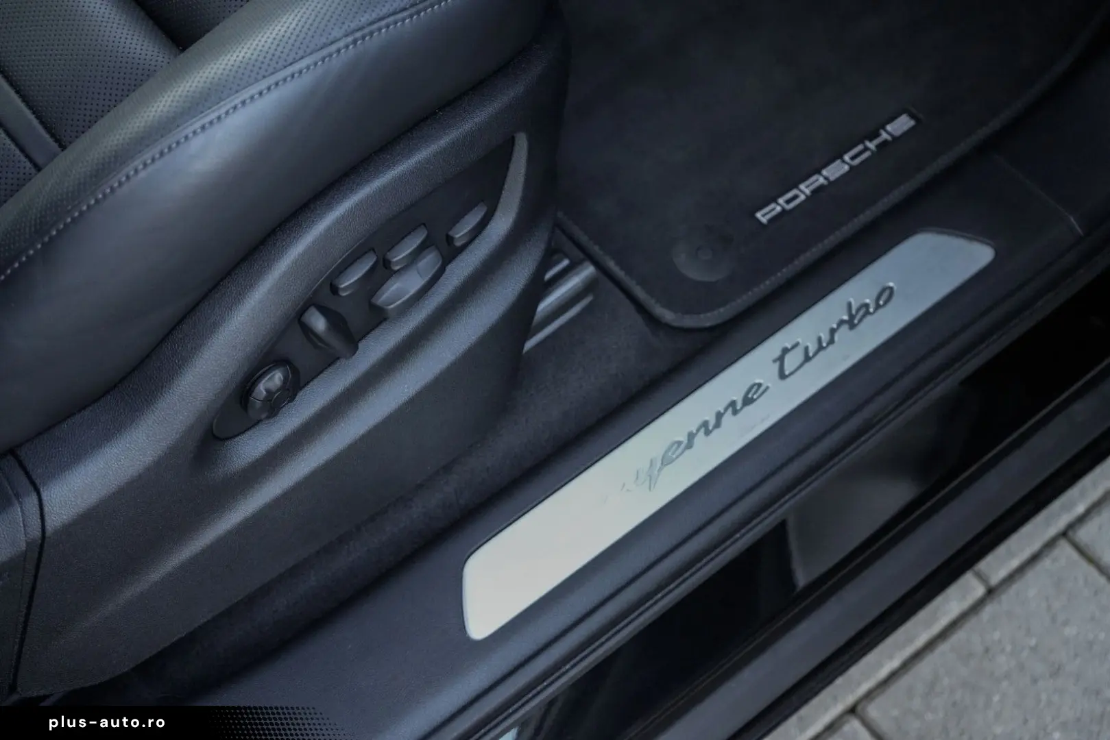 PORSCHE Cayenne Turbo E-Hybrid