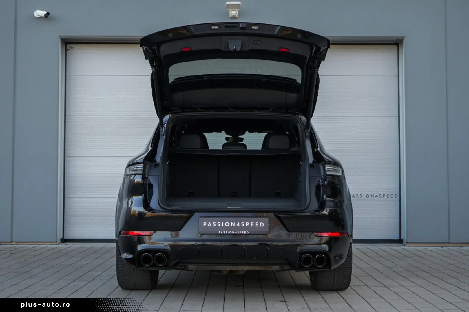 PORSCHE Cayenne Turbo E-Hybrid