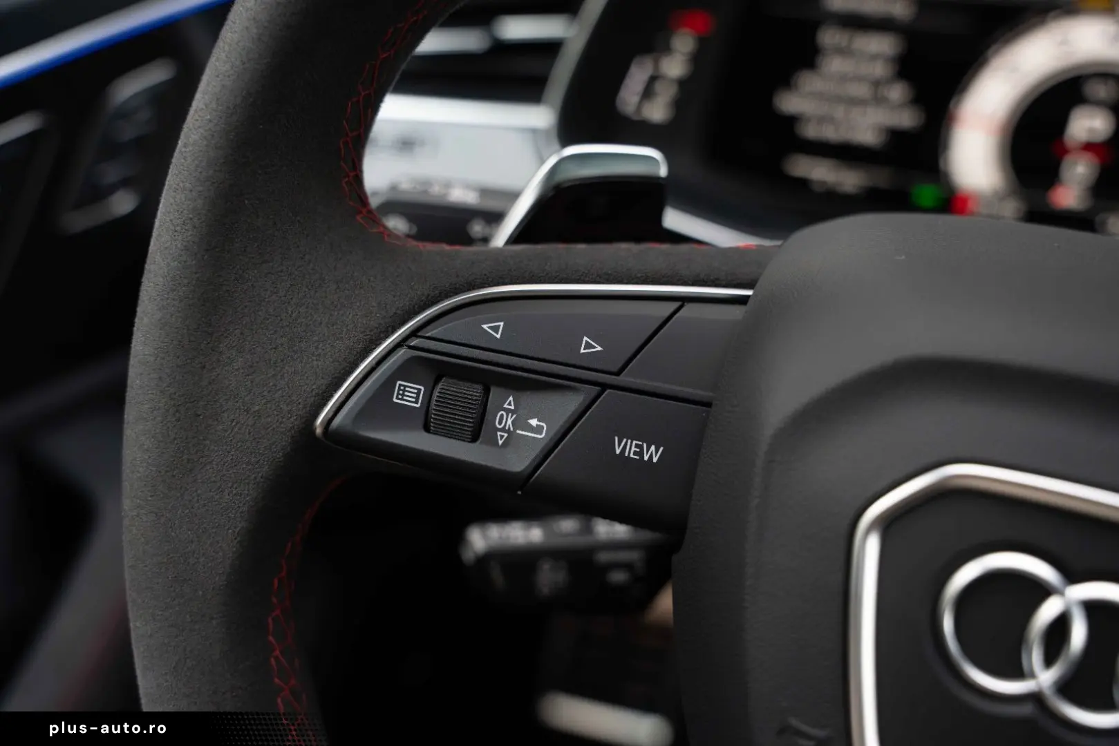 AUDI RSQ8 Performance MATRIX 4-WIELSTURING CERAMIC