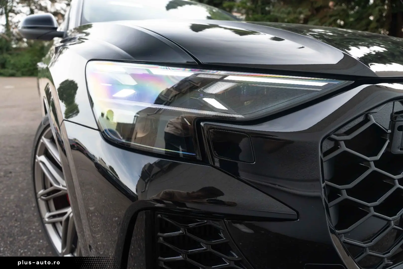 AUDI RSQ8 Performance MATRIX 4-WIELSTURING CERAMIC