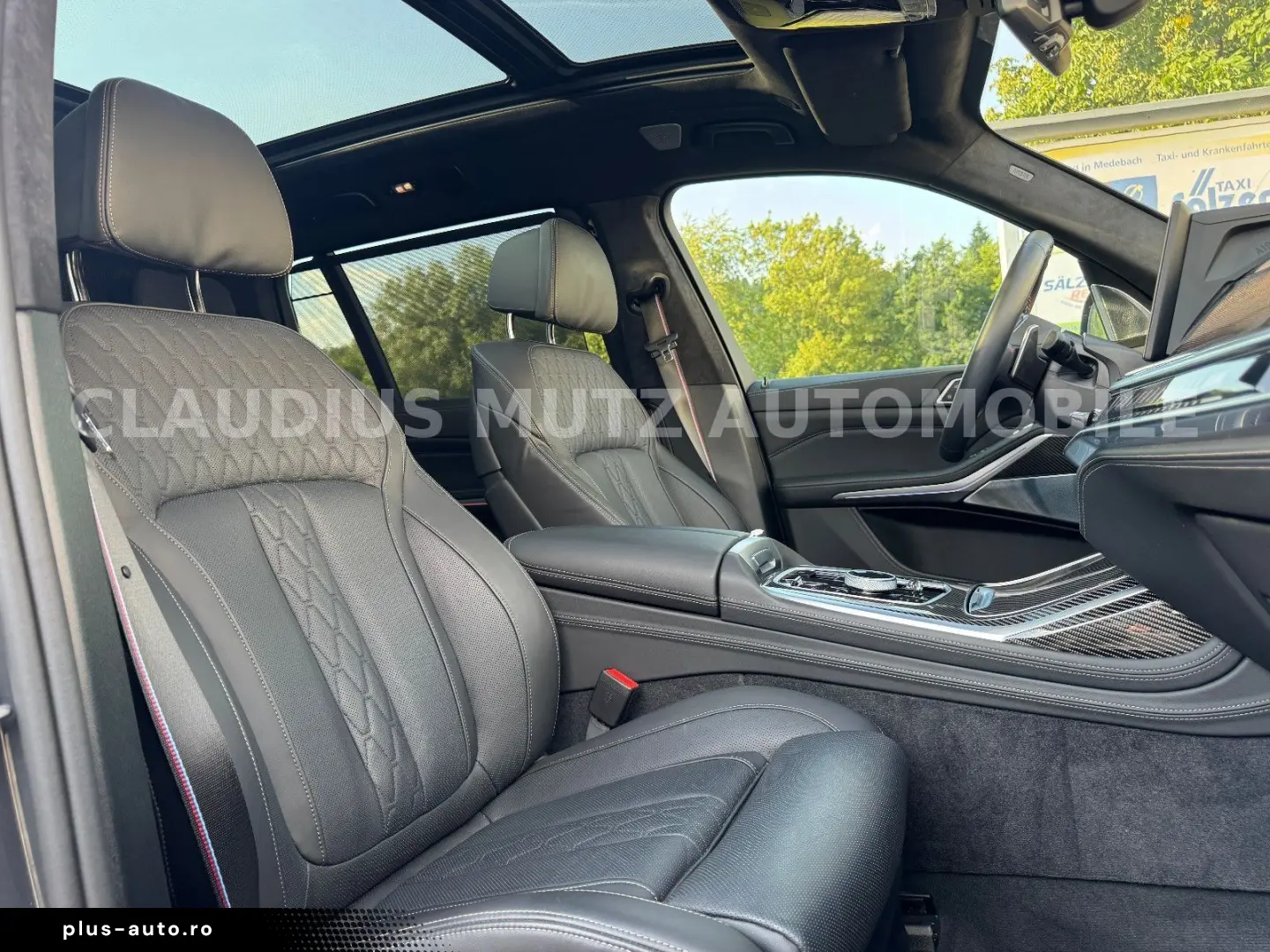 BMW X7 M60i xDrive   23    CARBON   B&W     FULL