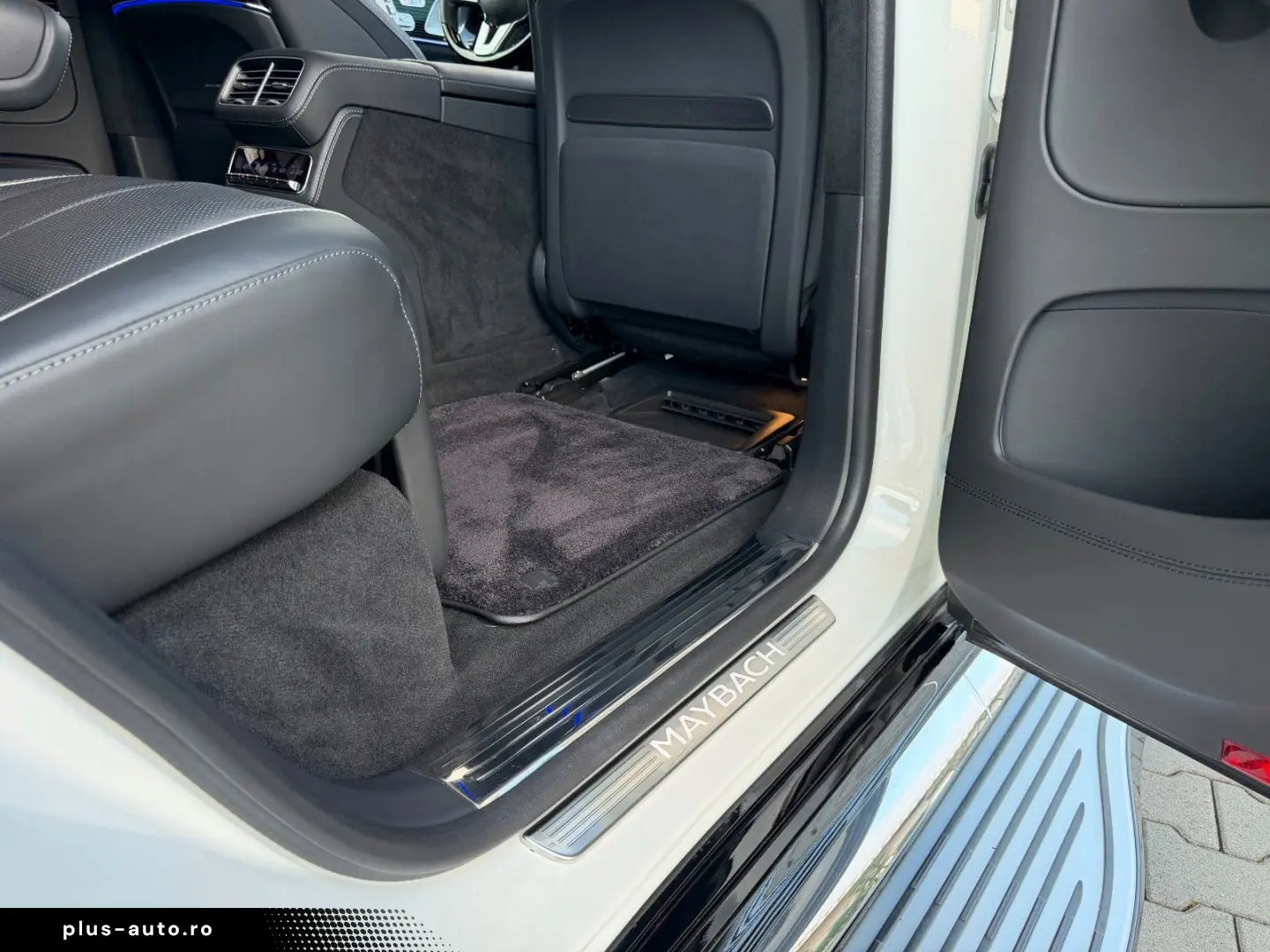 MERCEDES-BENZ GLS 4M Maybach AHK EXECUTIVE STHZ FOND-END 23