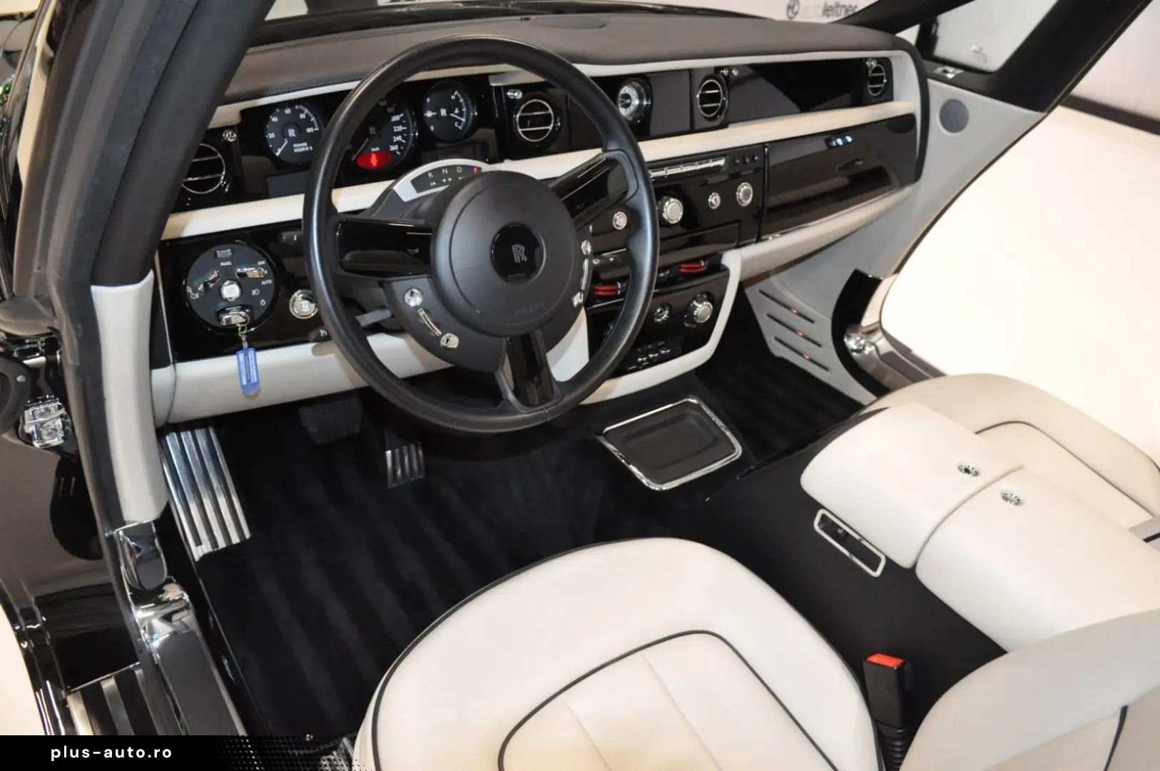 ROLLS ROYCE Phantom Drophead Coupé original 27.568 km