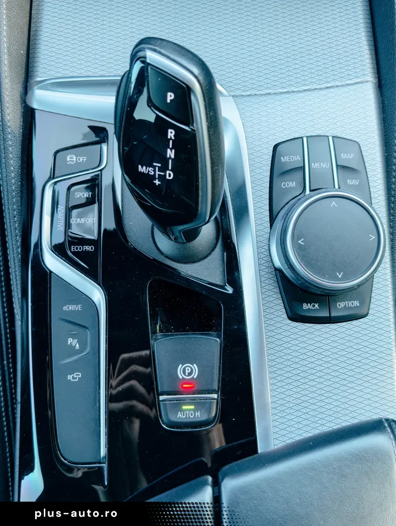 BMW 530e M Sport Plug-in Hybrid – Sunet BW Adaptive M Perf