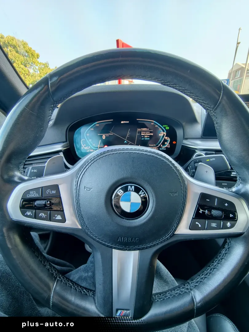 BMW 530e M Sport Plug-in Hybrid – Sunet BW Adaptive M Perf