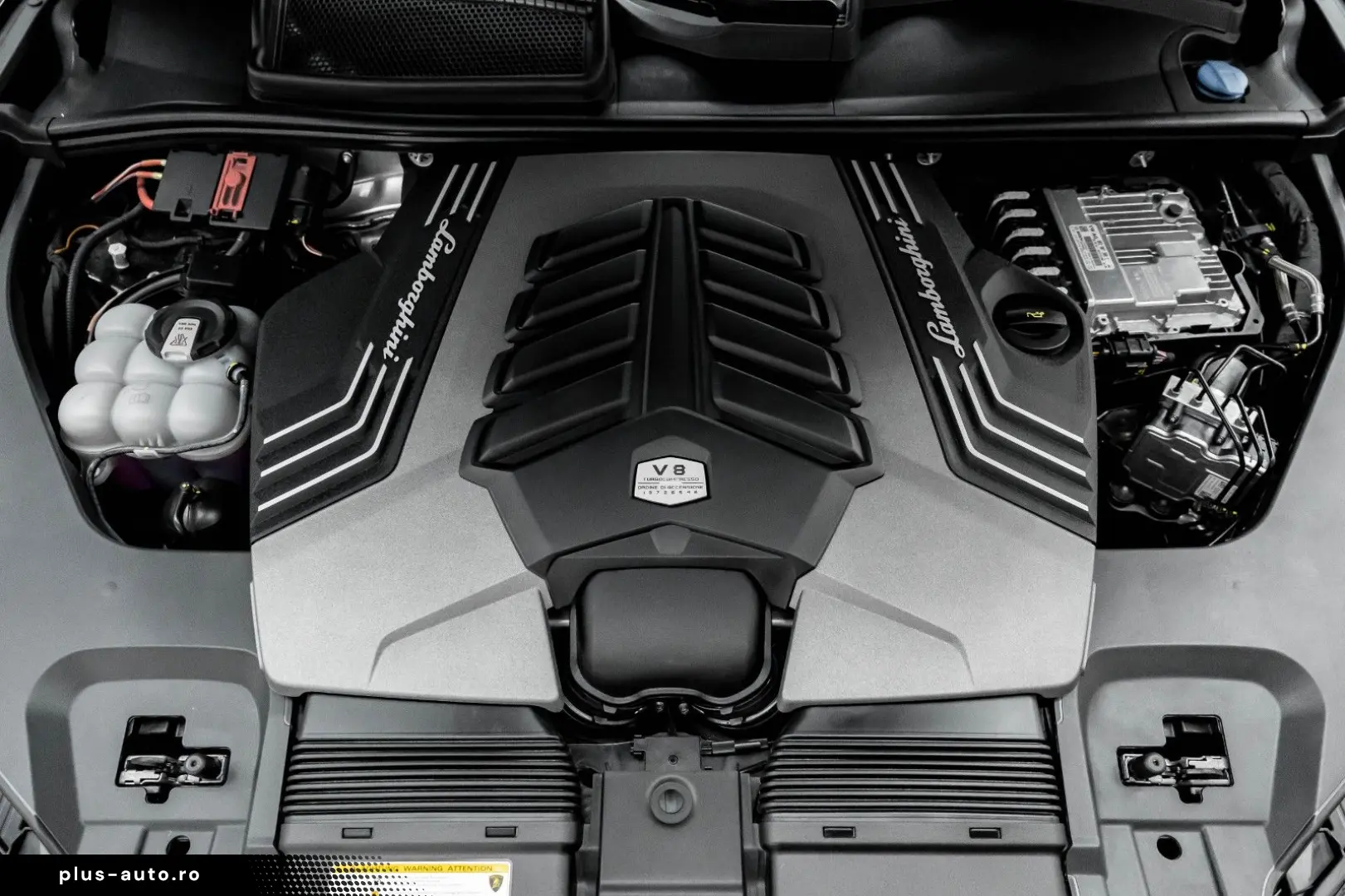 LAMBORGHINI Urus S 4.0 V8 Sport  AKRAPOVIC