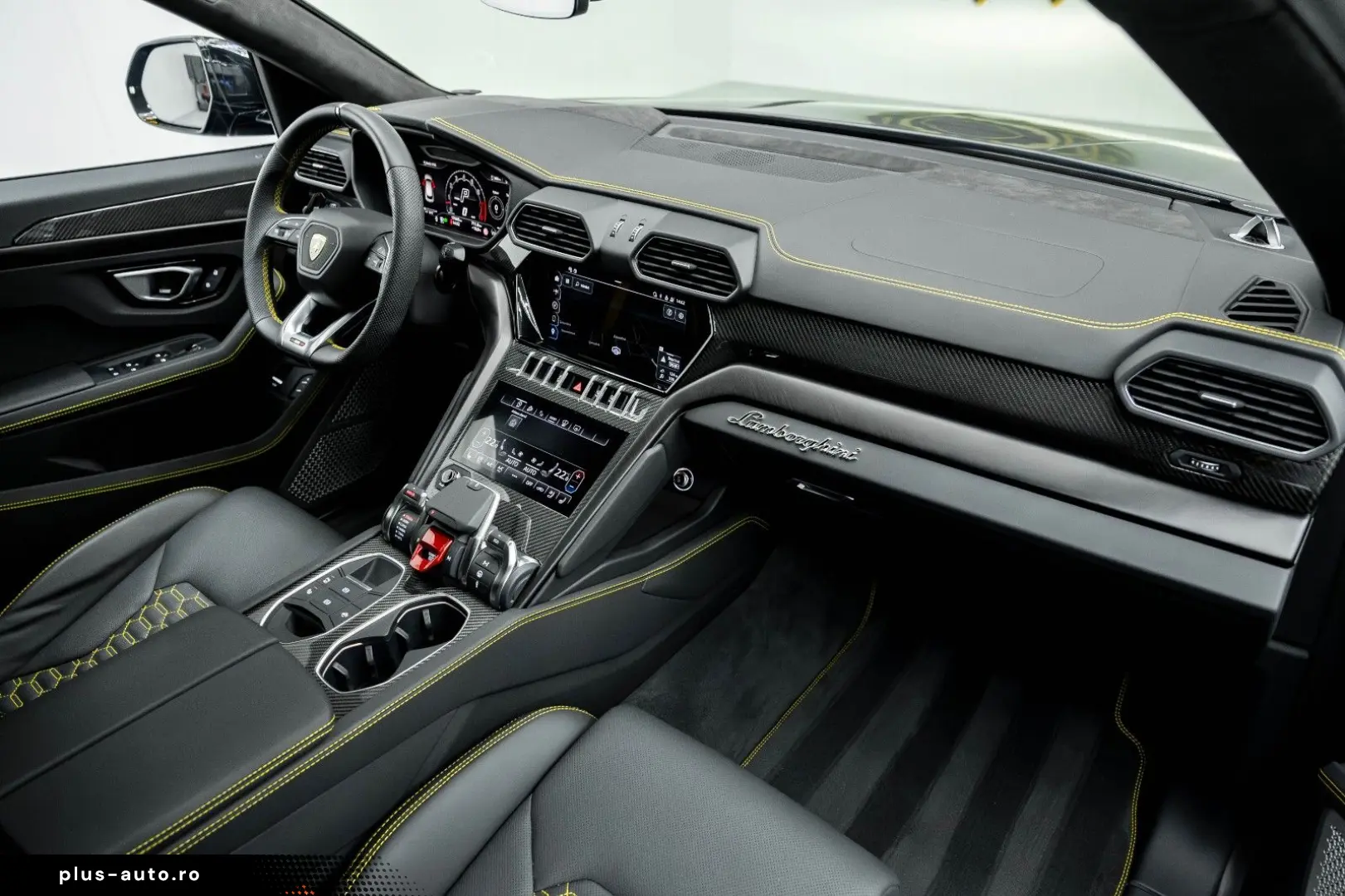 LAMBORGHINI Urus S 4.0 V8 Sport  AKRAPOVIC