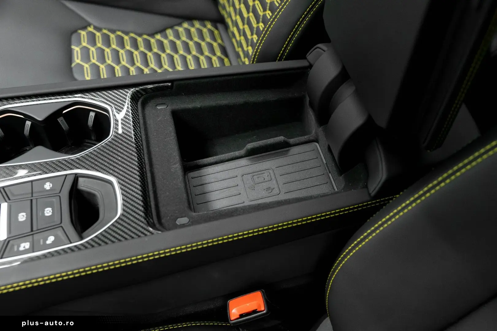 LAMBORGHINI Urus S 4.0 V8 Sport  AKRAPOVIC