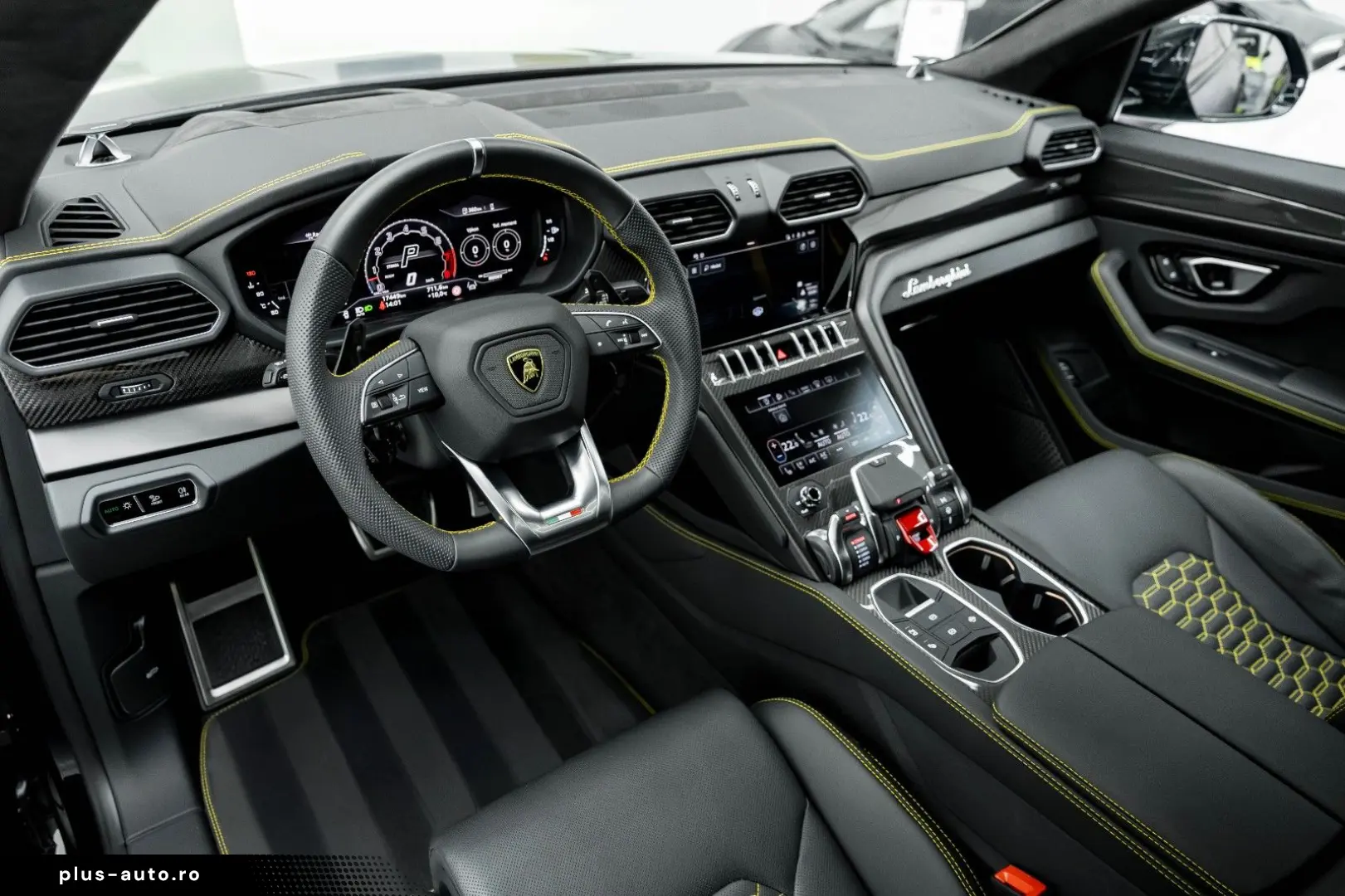 LAMBORGHINI Urus S 4.0 V8 Sport  AKRAPOVIC