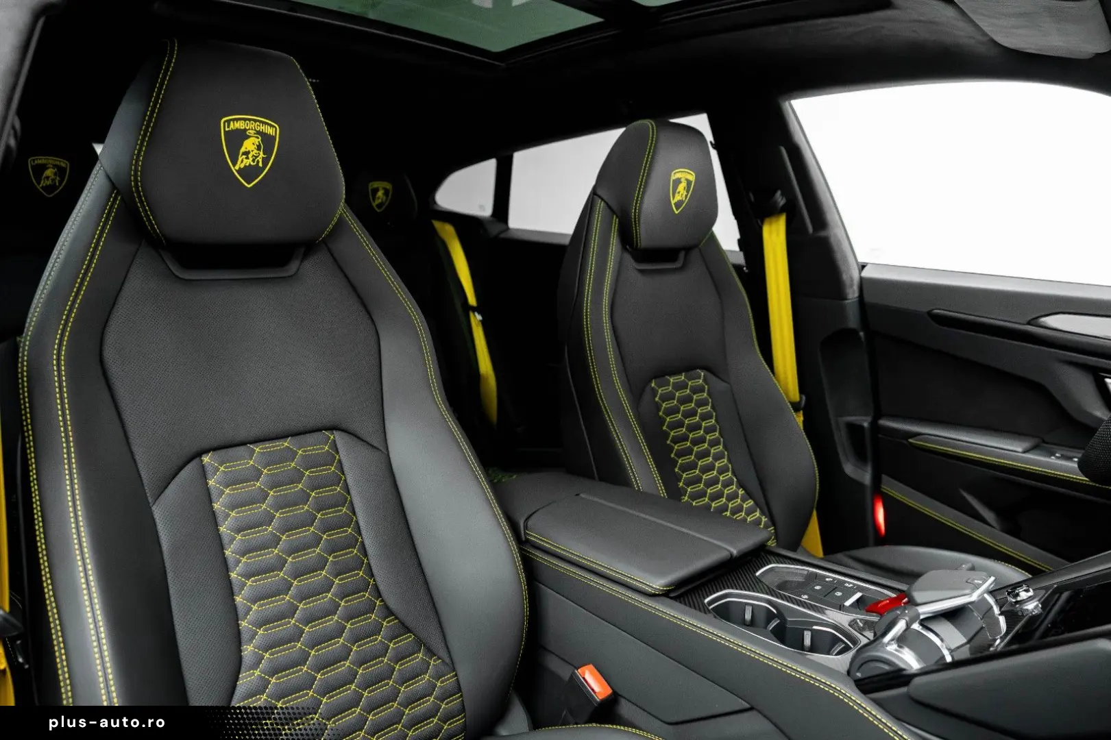 LAMBORGHINI Urus S 4.0 V8 Sport  AKRAPOVIC