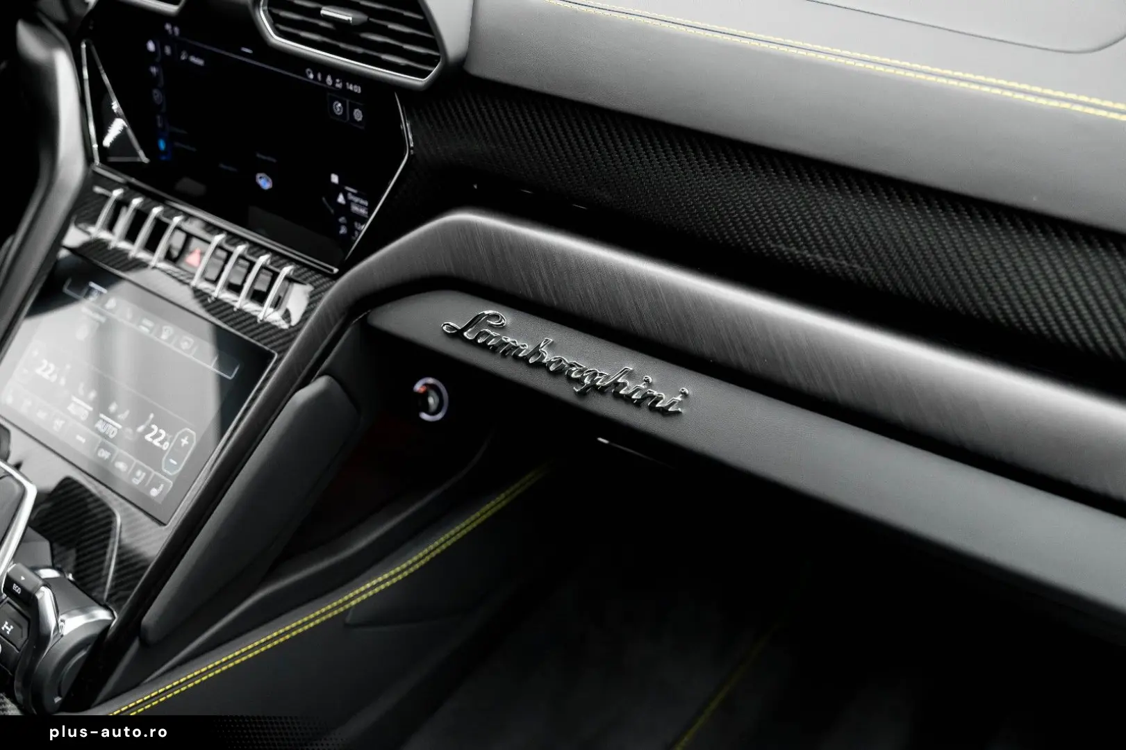 LAMBORGHINI Urus S 4.0 V8 Sport  AKRAPOVIC
