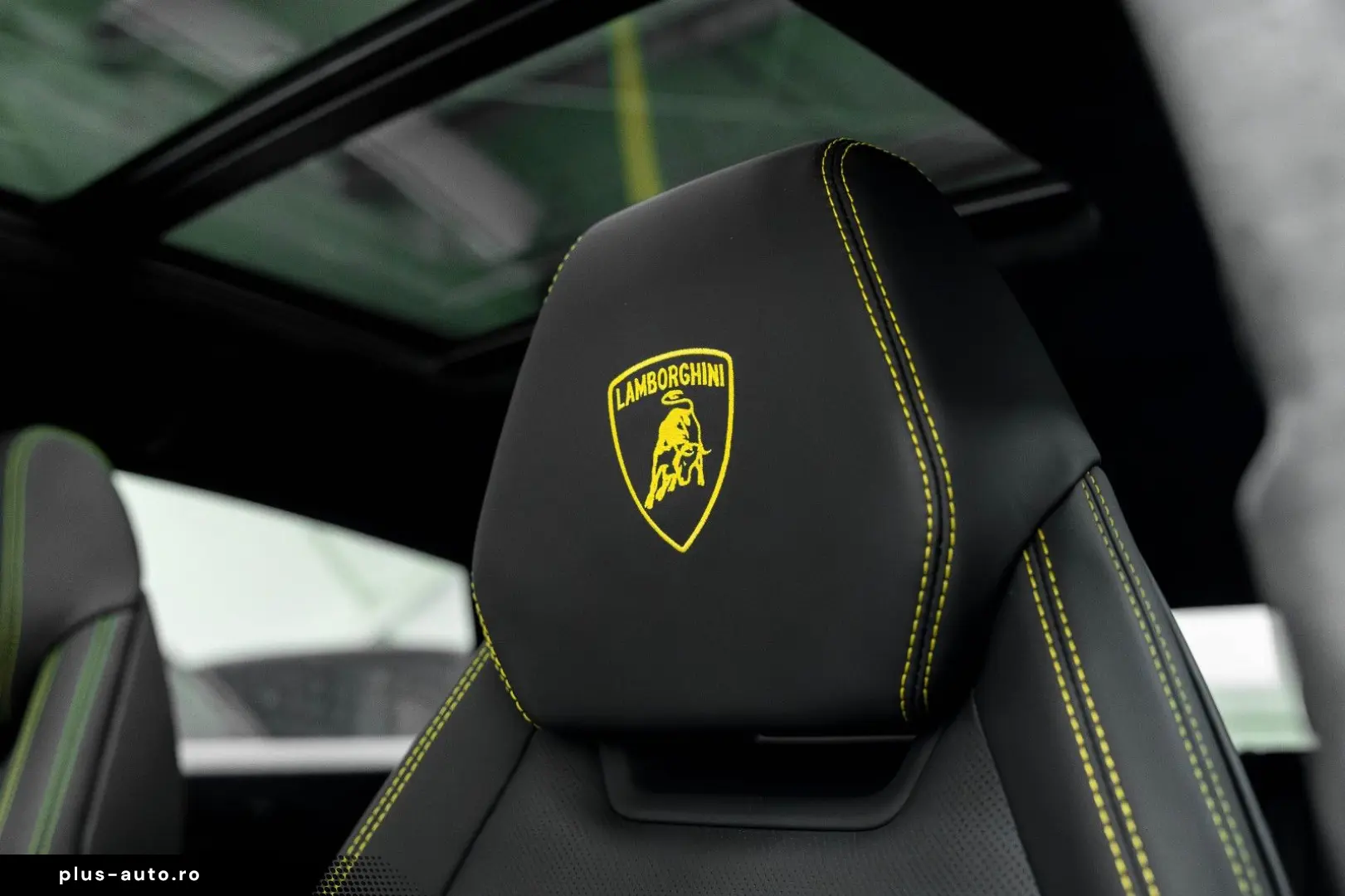 LAMBORGHINI Urus S 4.0 V8 Sport  AKRAPOVIC