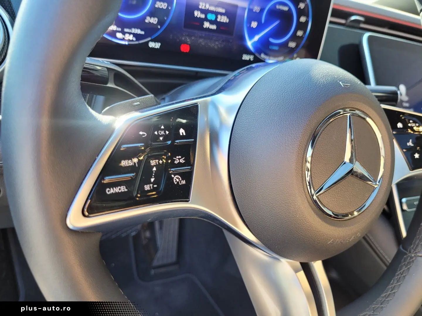 MERCEDES-BENZ EQE 350 AMG