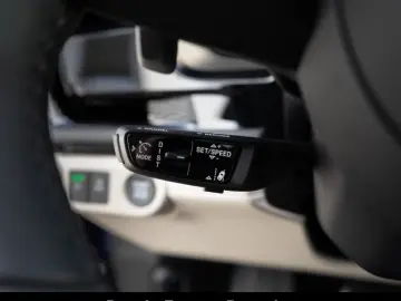 Porsche Panamera 4 E-Hybrid Active-Ride InnoDrive e BOSE
