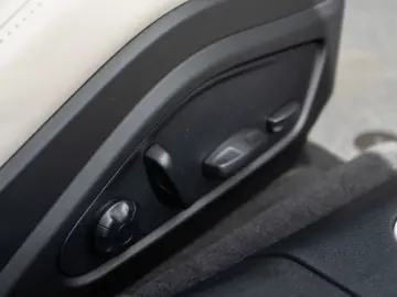 Porsche Panamera 4 E-Hybrid Active-Ride InnoDrive e BOSE