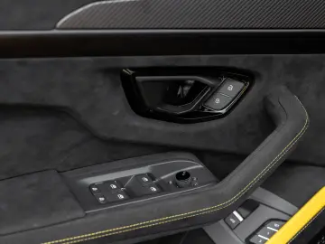 LAMBORGHINI 4.0 V8 Performante FULL Carbon PPF Full PANO 23