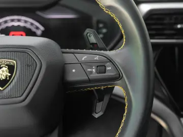 LAMBORGHINI 4.0 V8 Performante FULL Carbon PPF Full PANO 23
