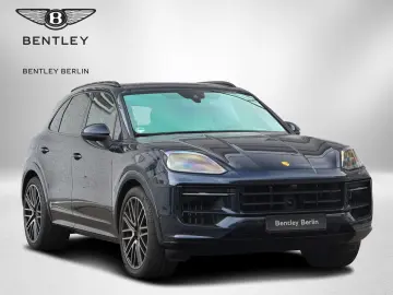 PORSCHE Cayenne S Sport-Design Hinterachslenkung BOSE