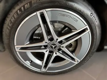MERCEDES-BENZ C 220 d AVANTGARDE Distr. Kam LED Sound
