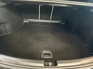 MERCEDES-BENZ C 220 d AVANTGARDE Distr. Kam LED Sound