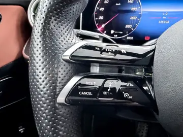 MERCEDES-BENZ C 200 4Matic-AMG-PANO-NAVI-KAM-LED-S-DACH-ACC