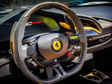 Ferrari SF90 Spider   1.001 CP • LIFT • FULL CARBON • 360