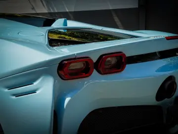 Ferrari SF90 Spider   1.001 CP • LIFT • FULL CARBON • 360