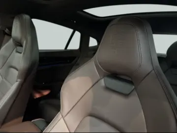 Porsche Panamera 4S E-Hybrid