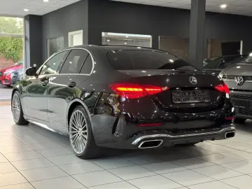 MERCEDES-BENZ C 220d Limo AMG-LINE PANO KAMERA CARPLAY