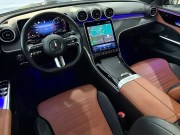 MERCEDES-BENZ C 220d Limo AMG-LINE PANO KAMERA CARPLAY