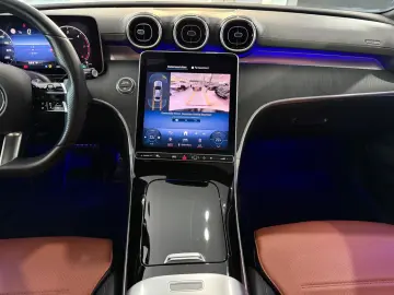 MERCEDES-BENZ C 220d Limo AMG-LINE PANO KAMERA CARPLAY