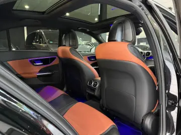 MERCEDES-BENZ C 220d Limo AMG-LINE PANO KAMERA CARPLAY