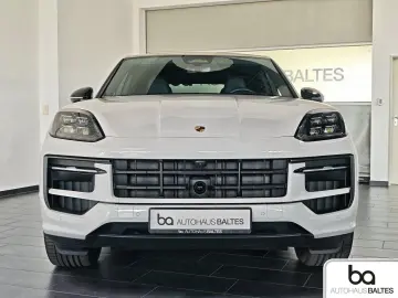 PORSCHE Cayenne Coupe E-Hyb Black Inno 2 1 2.Displ Luft