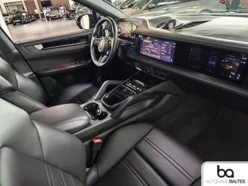 PORSCHE Cayenne Coupe E-Hyb Black Inno 2 1 2.Displ Luft