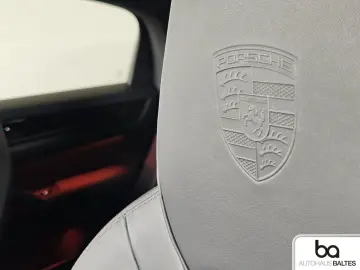 PORSCHE Cayenne Coupe E-Hyb Black Inno 2 1 2.Displ Luft